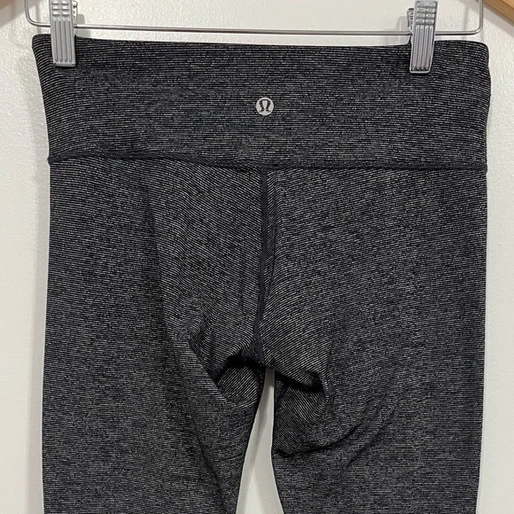 Lululemon Wunder Under Crop Black/Black 6 - Picture 12 of 16
